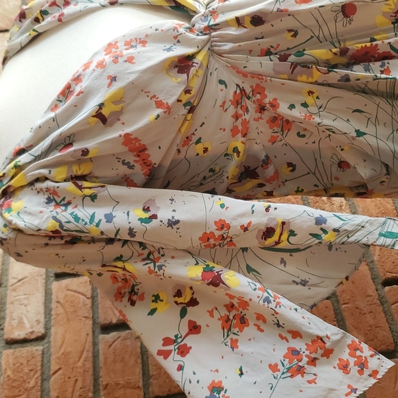 100% Silk Baraschi Floral Dress - Picture 4 of 11